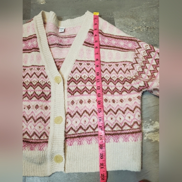 Twik by Simons short cardigan. Buttons. Long sleeves. Fair Isle / Nordic. Size L - Picture 8 of 10